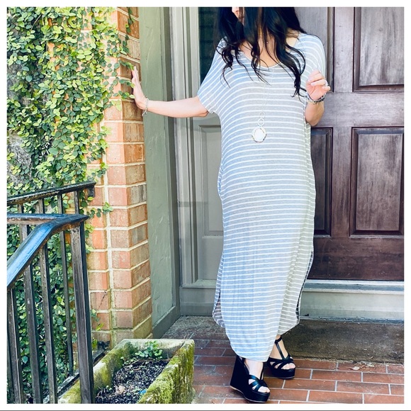 BEST SELLING DRESS V NECK LOOSE FIT SIDE POCKETS - Picture 6 of 7